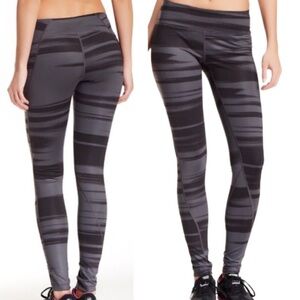 Z By Zella Leggings Size Small Gray Black Flow Print Mid Rise Full Length
